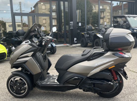 Peugeot Metropolis 400 SW